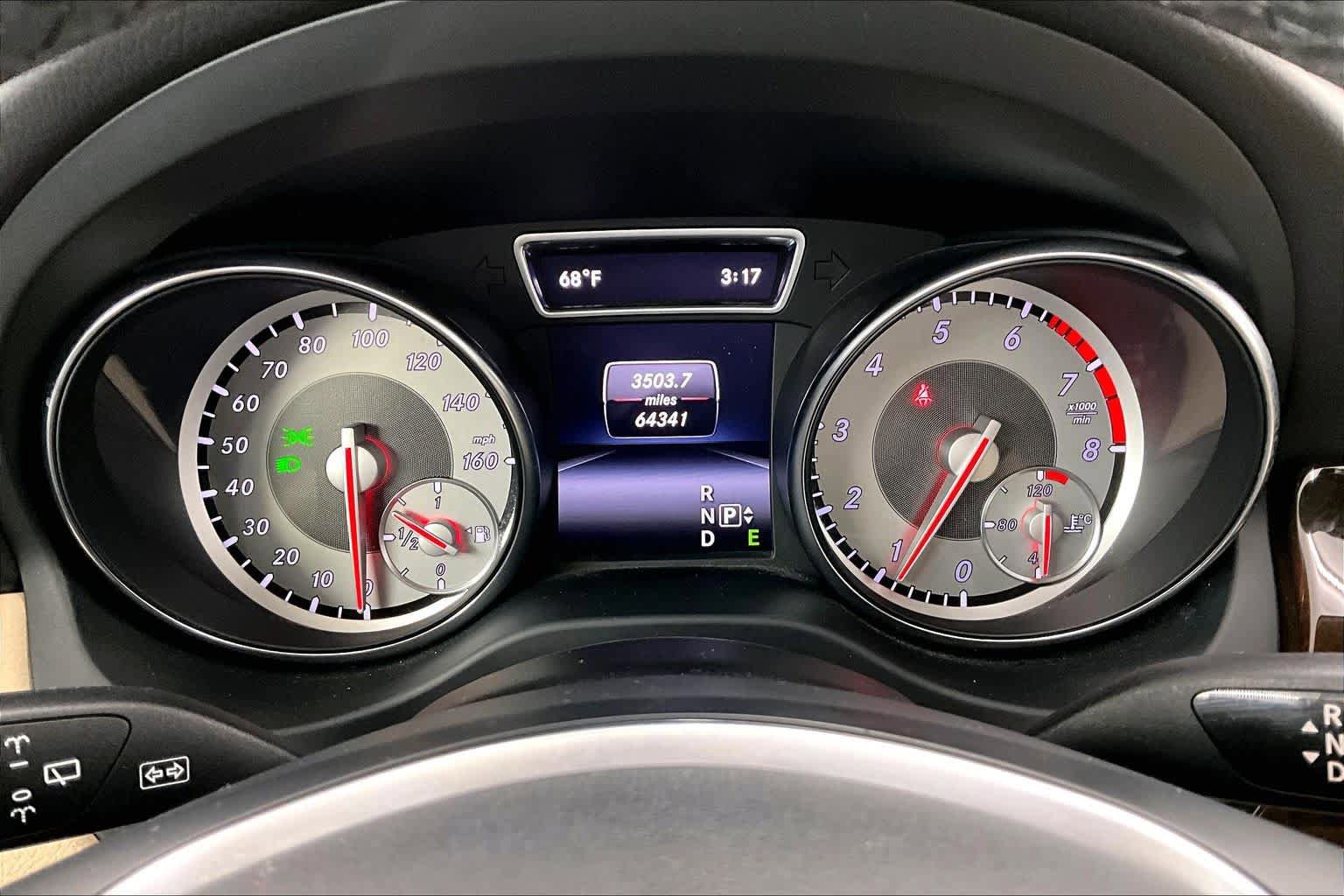Used 2015 Mercedes-Benz GLA 250 4MATIC image 25