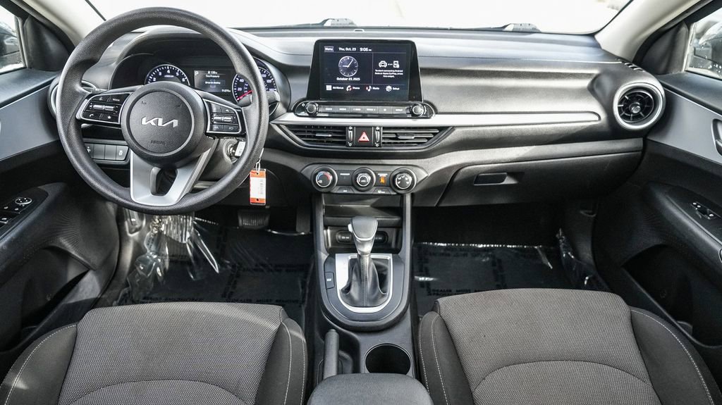 Used 2022 Kia Forte LXS image 13