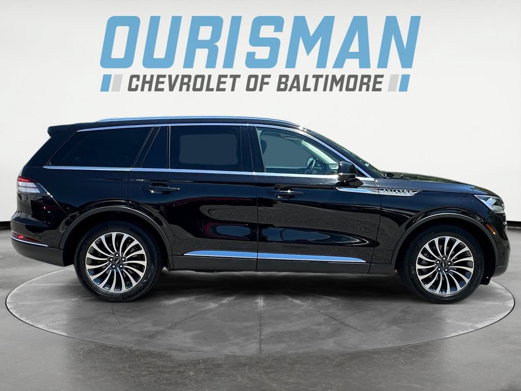 Used 2024 Lincoln Aviator Reserve AWD/4WD image 7
