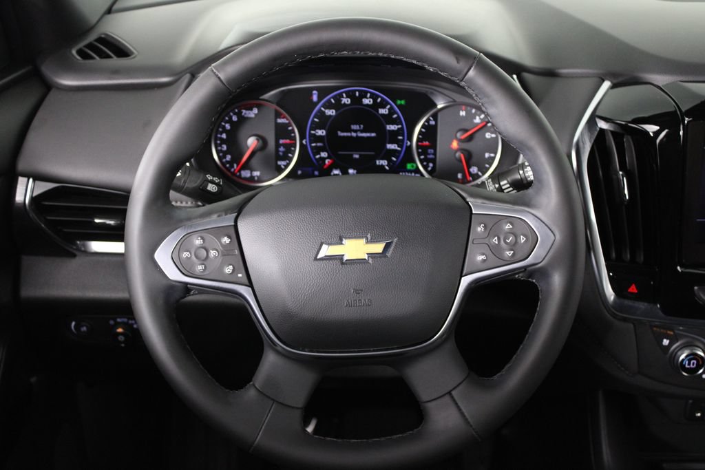 Used 2023 Chevrolet Traverse High Country FWD image 21