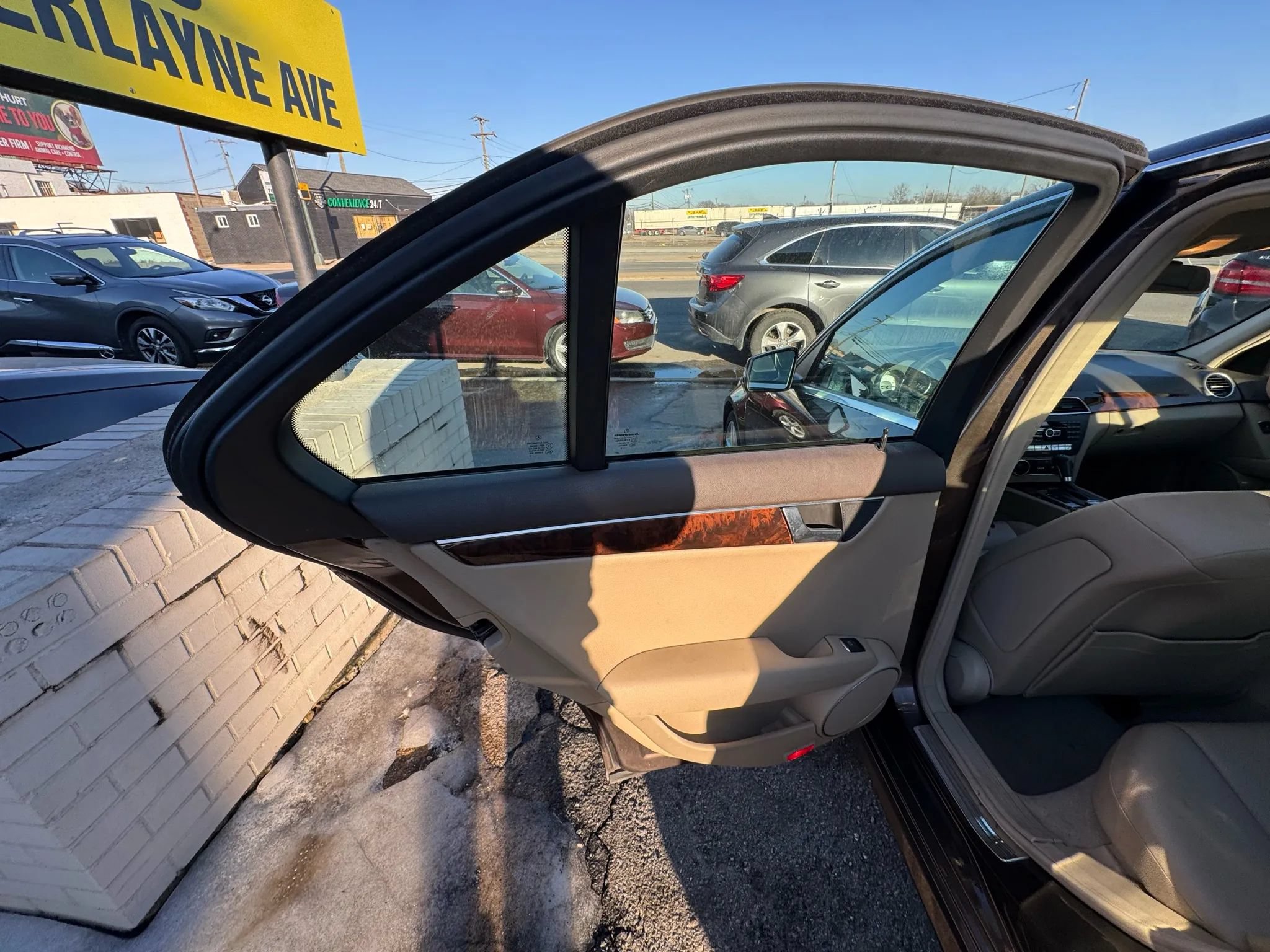 Used 2014 Mercedes-Benz C 300 4MATIC Sedan image 10