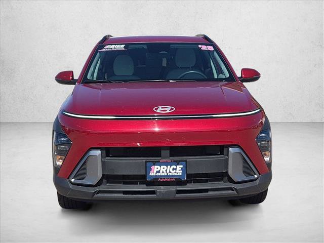 Used 2025 Hyundai Kona SEL FWD image 2