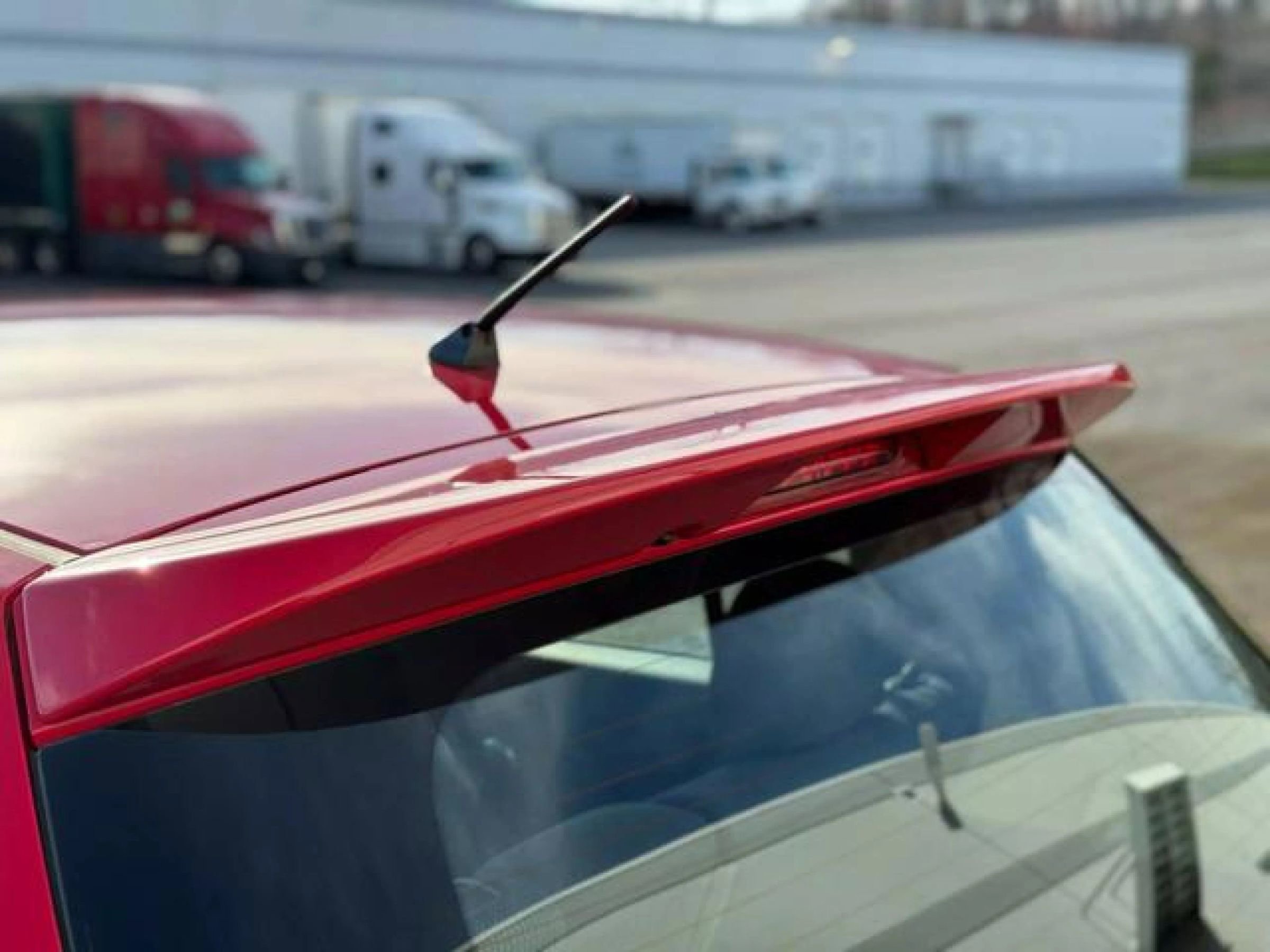 Used 2012 Nissan Versa SL image 24