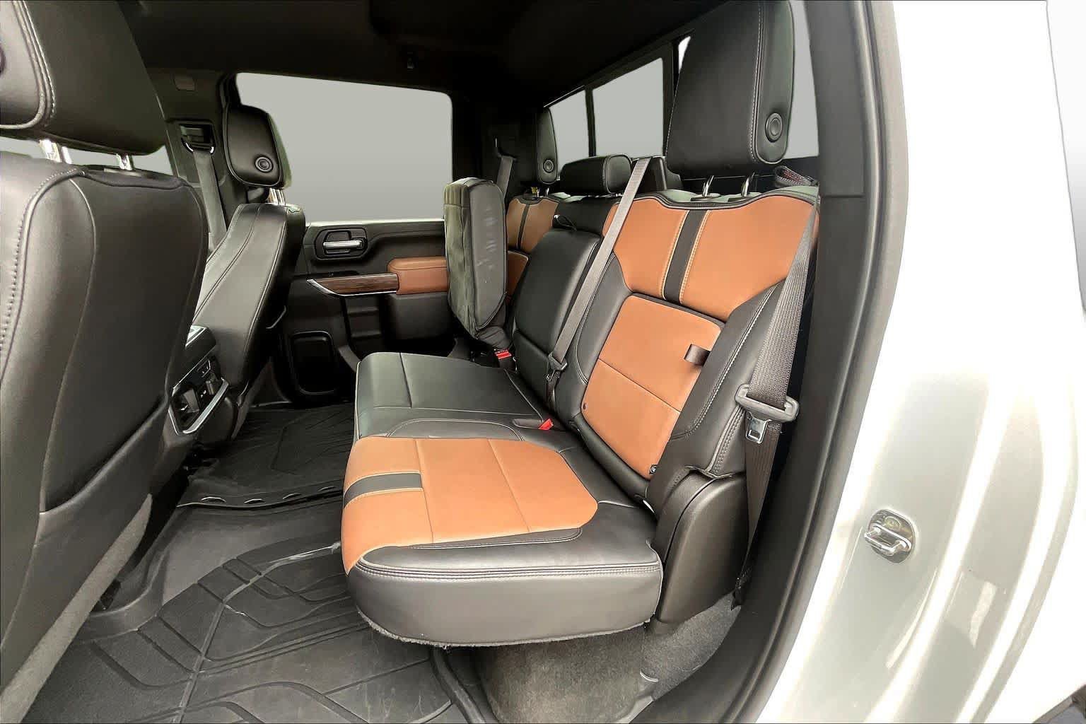 Used 2023 Chevrolet Silverado 2500 High Country w/ Z71 Off-Road Package AWD/4WD image 37