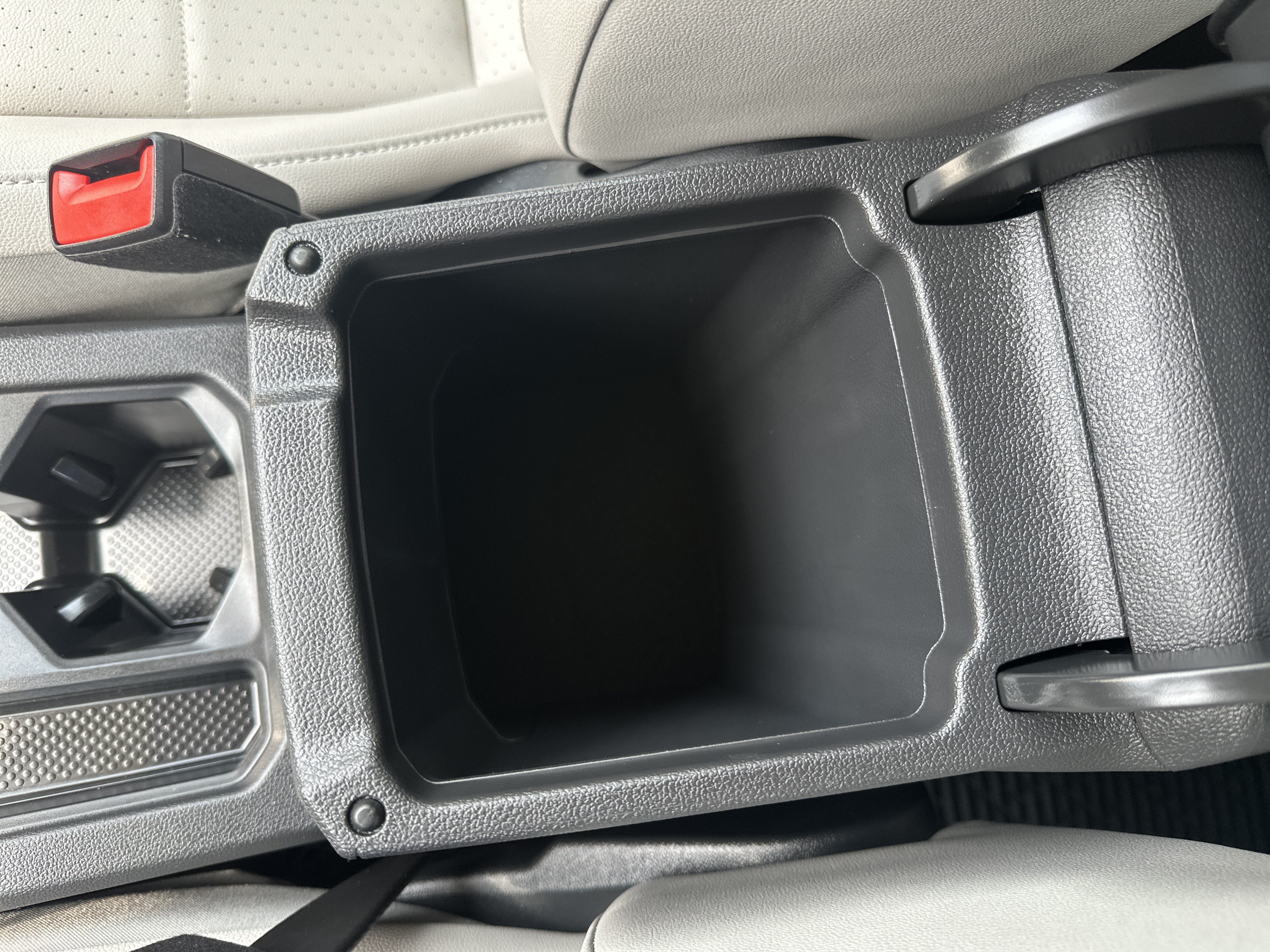 Used 2021 Volkswagen Tiguan SE AWD/4WD image 19