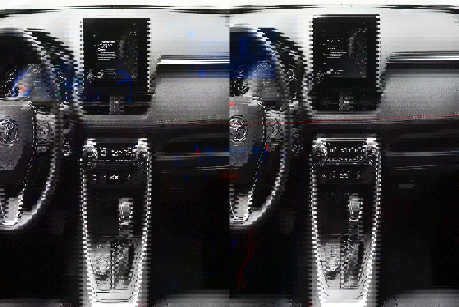 Used 2024 Toyota RAV4 SE image 16