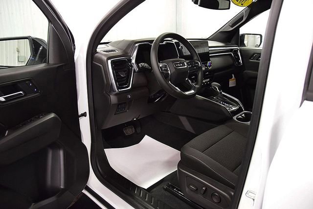 New 2025 GMC Canyon Elevation w/ Convenience Package image 15