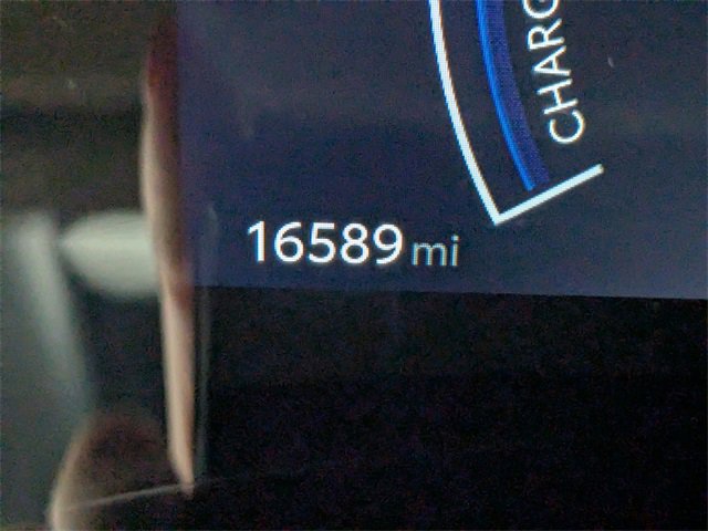 Used 2025 Toyota Camry SE image 18