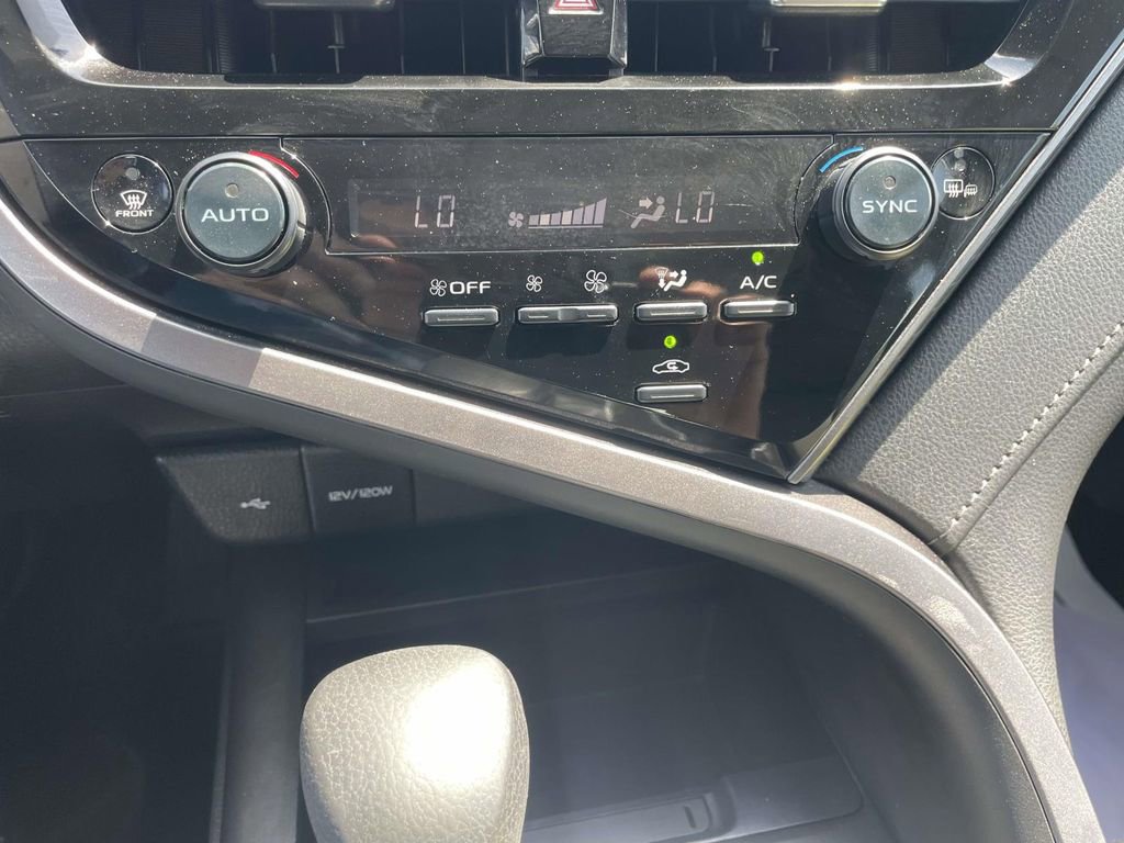 Used 2024 Toyota Camry LE FWD image 27