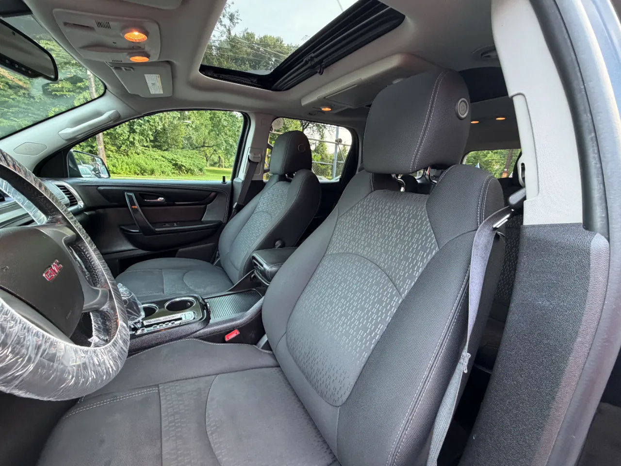 Used 2013 GMC Acadia SLE FWD image 20