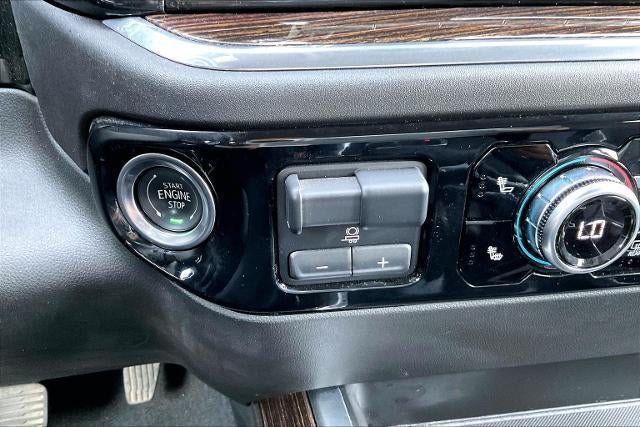 Used 2025 GMC Sierra 1500 Elevation w/ Elevation Premium Package AWD/4WD image 16