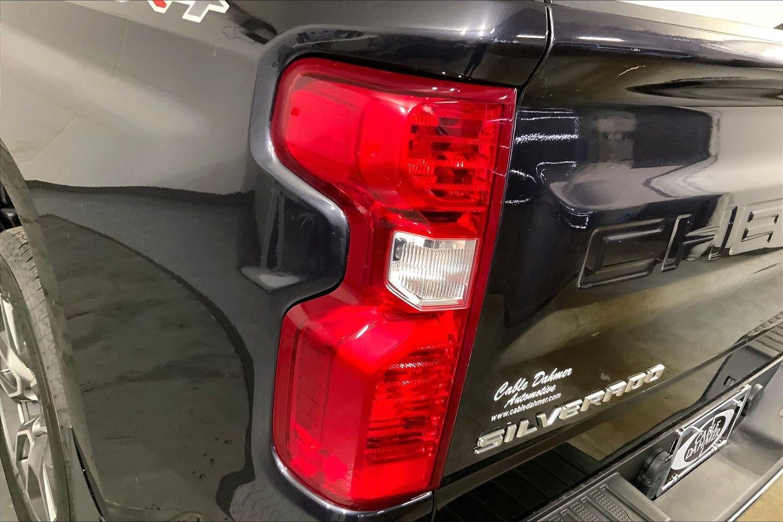 Used 2024 Chevrolet Silverado 1500 LT AWD/4WD image 27