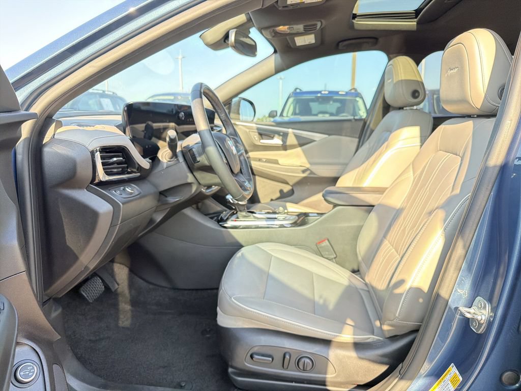 Used 2024 Buick Envista Avenir FWD image 11