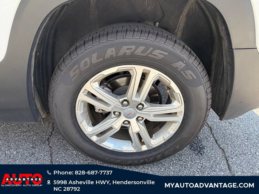 Used 2024 GMC Terrain SLE AWD/4WD image 30