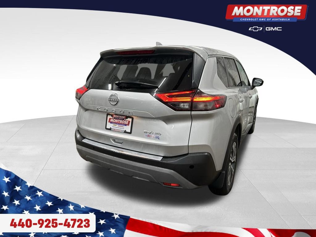 Used 2023 Nissan Rogue SV image 5