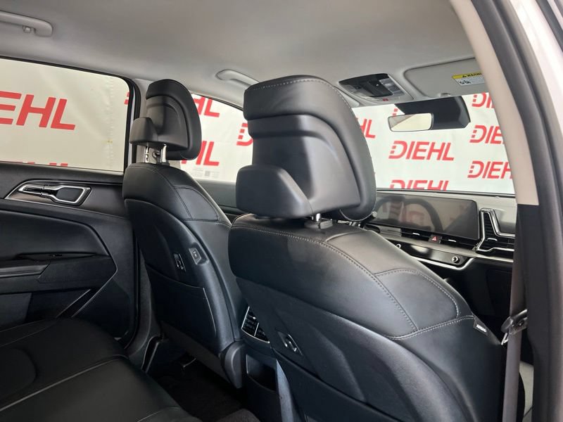 Certified 2024 Kia Sportage EX FWD image 11