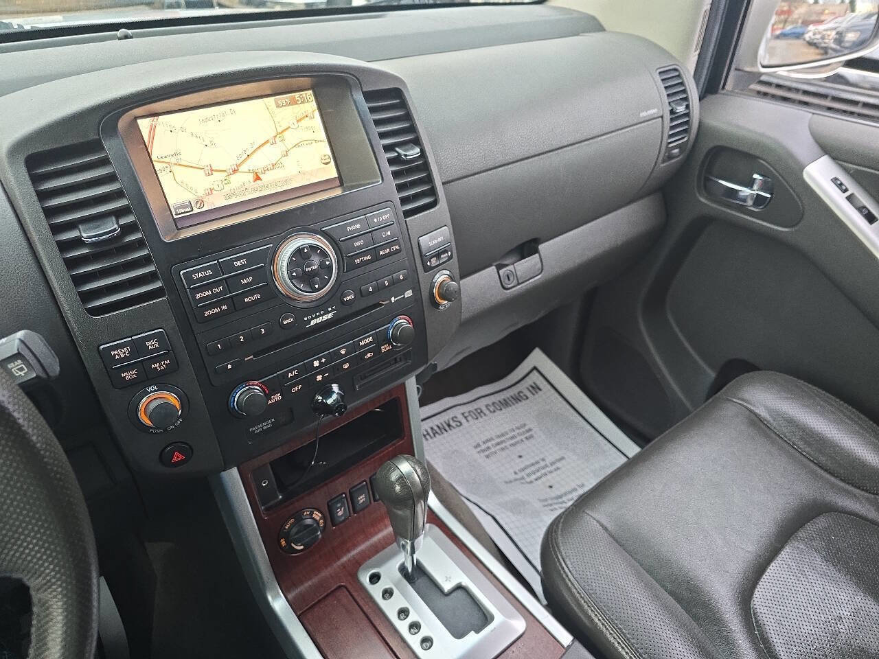Used 2011 Nissan Pathfinder LE w/ Navigation Pkg image 27