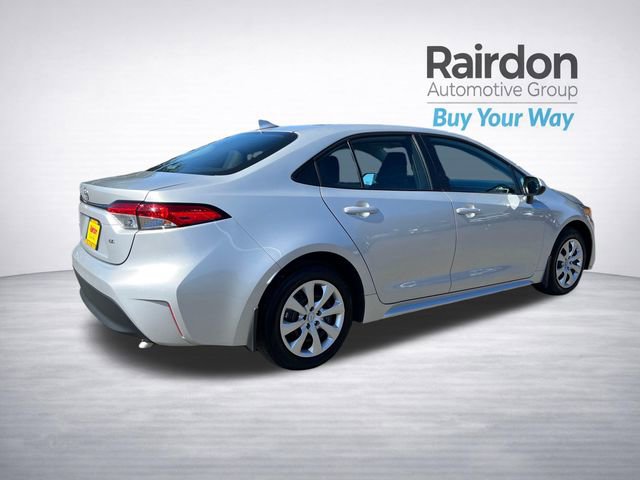 Used 2025 Toyota Corolla LE image 9