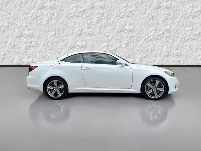 Used 2013 Lexus IS 250C RWD image 2