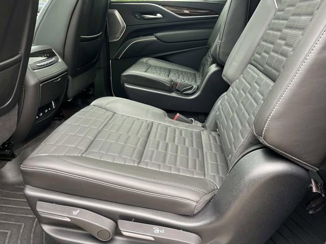 Used 2023 Cadillac Escalade ESV Sport Platinum image 22