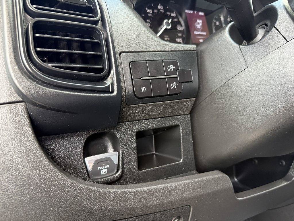 Used 2025 RAM ProMaster 3500 w/ Safety Group FWD image 12