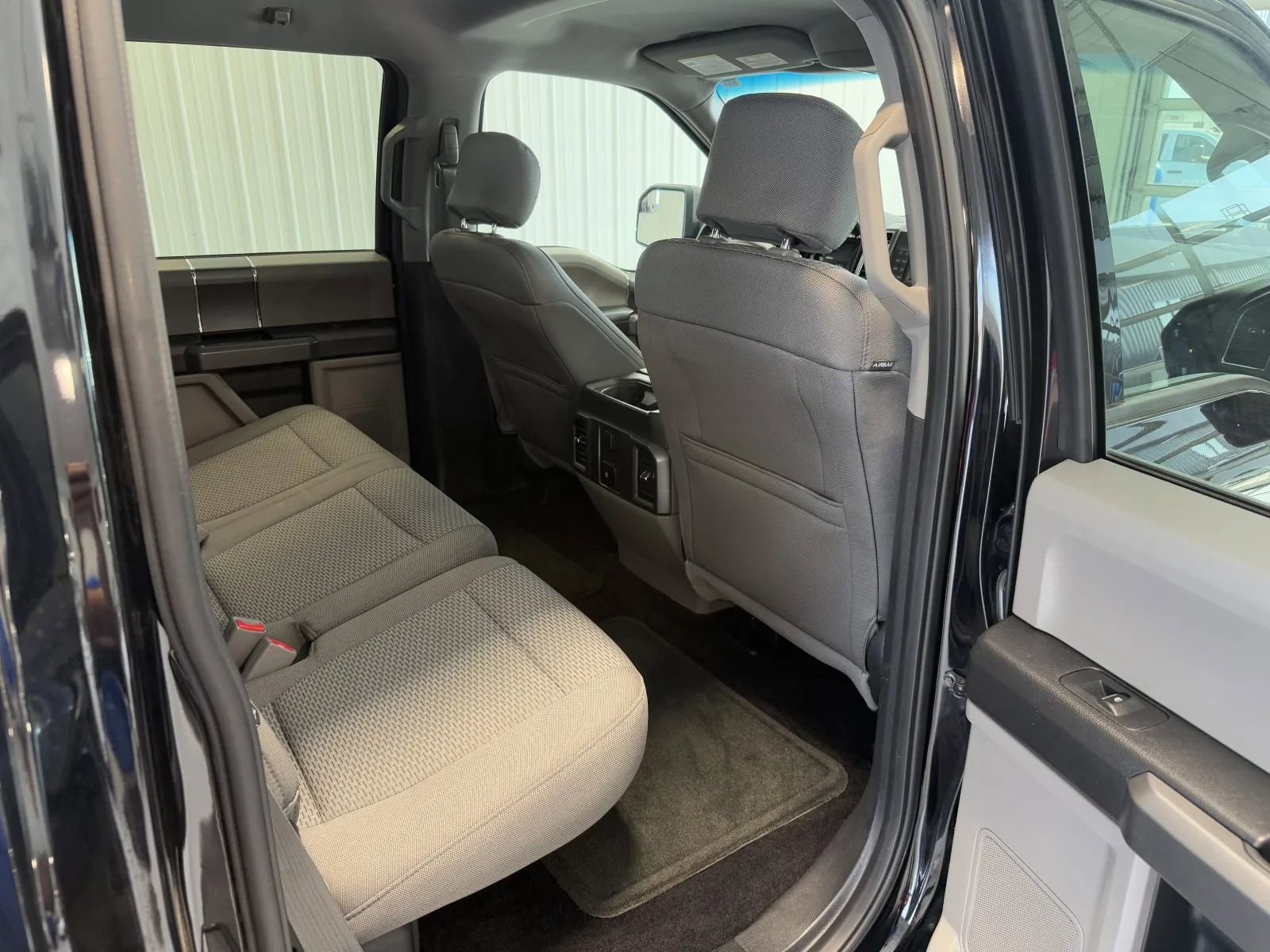 Used 2017 Ford F150 XLT w/ Equipment Group 301A Mid AWD/4WD image 22