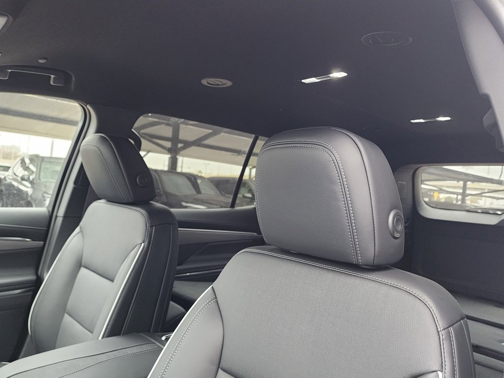 New 2026 Buick Enclave Preferred image 17