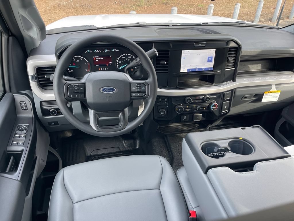 New 2026 Ford F450 XL w/ XL Chrome Package RWD image 4