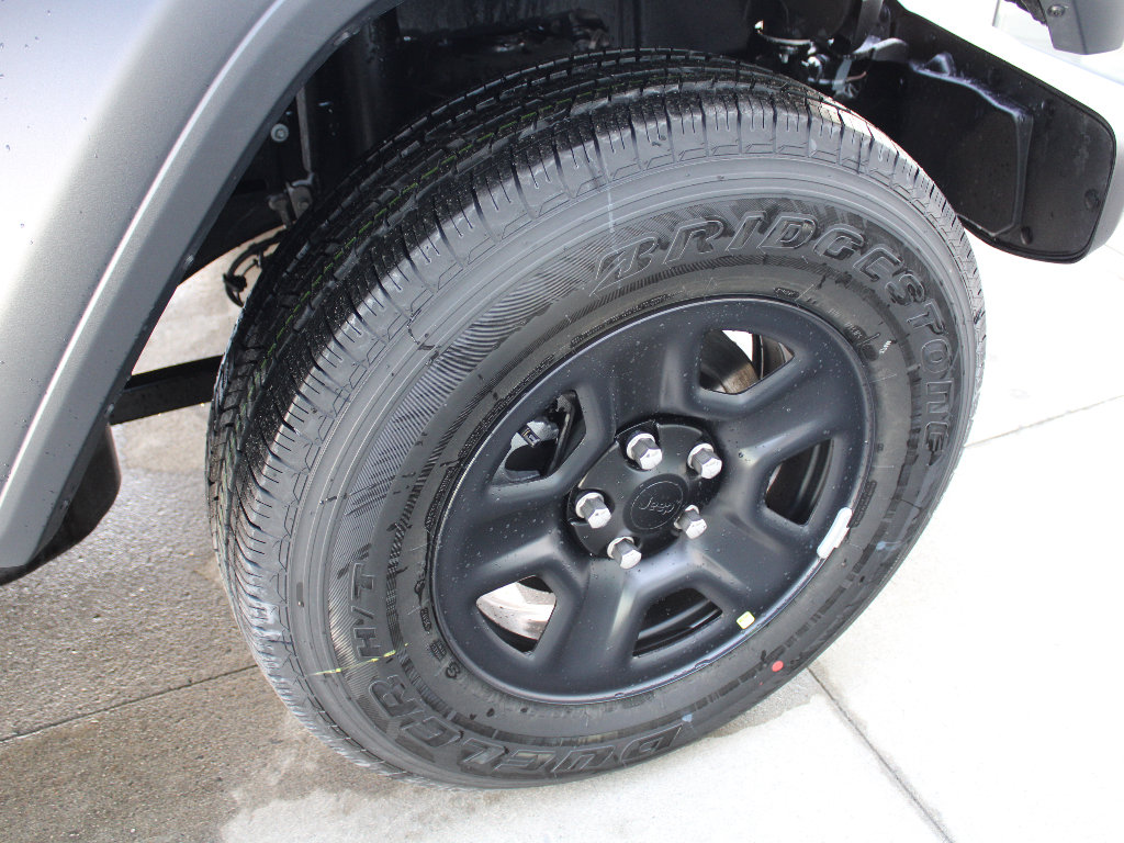 New 2026 Jeep Gladiator Sport image 36