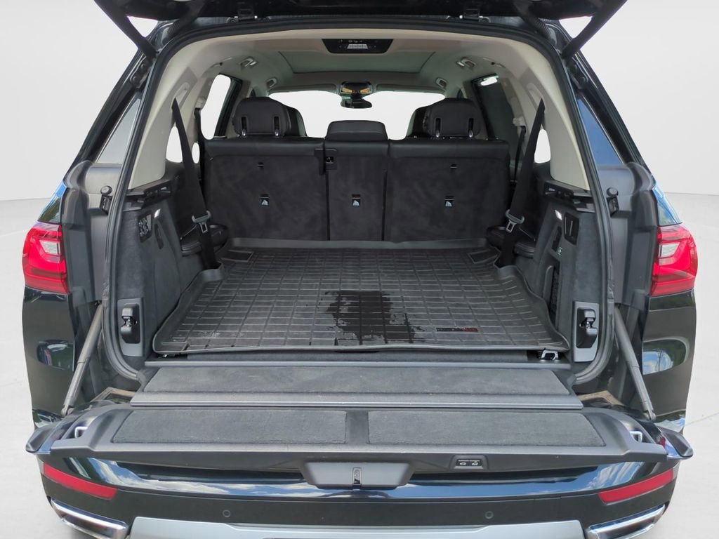 Used 2021 BMW X7 xDrive40i w/ Executive Package AWD/4WD image 27