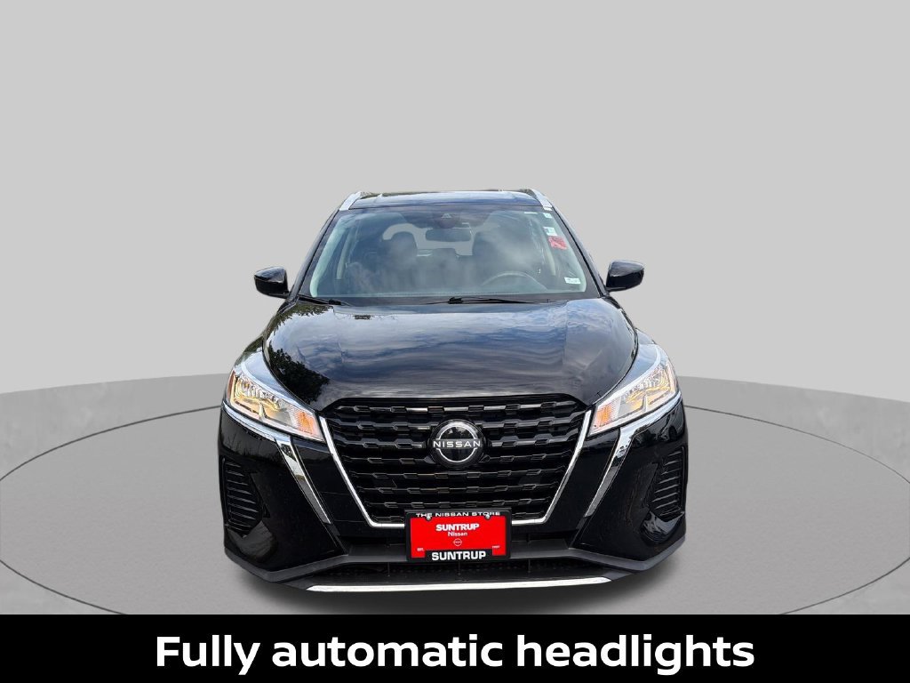 Certified 2024 Nissan Kicks SV FWD image 10