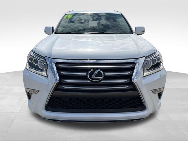 Used 2019 Lexus GX 460 Premium w/ Premium Package AWD/4WD image 2