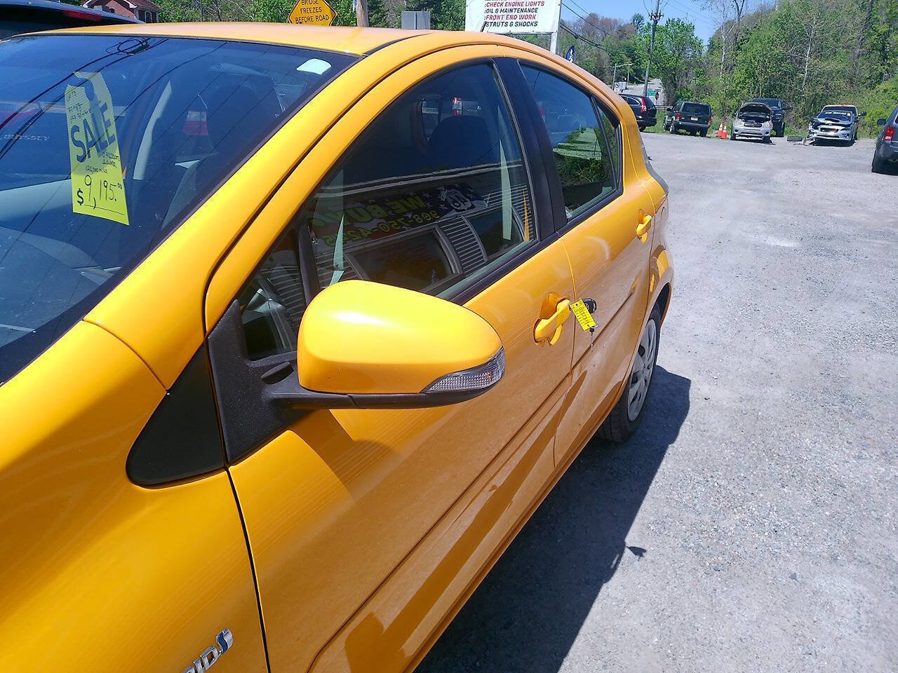 Used 2014 Toyota Prius C Two FWD image 27