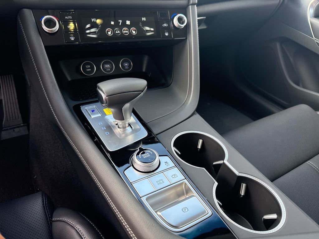 New 2026 Genesis G70 2.5T RWD image 24