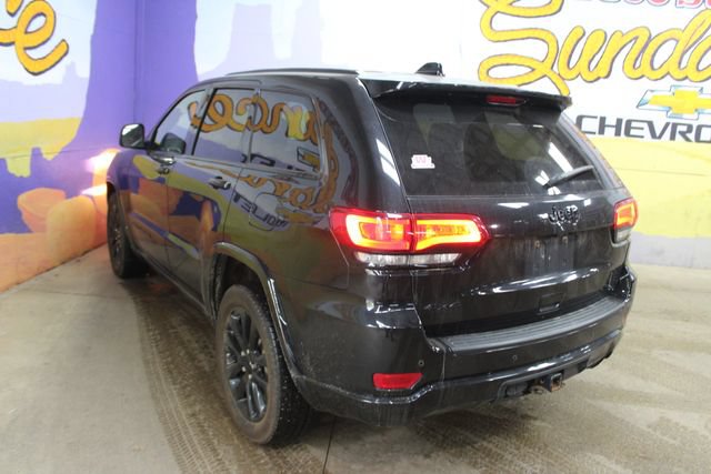 Used 2021 Jeep Grand Cherokee Laredo X AWD/4WD image 6