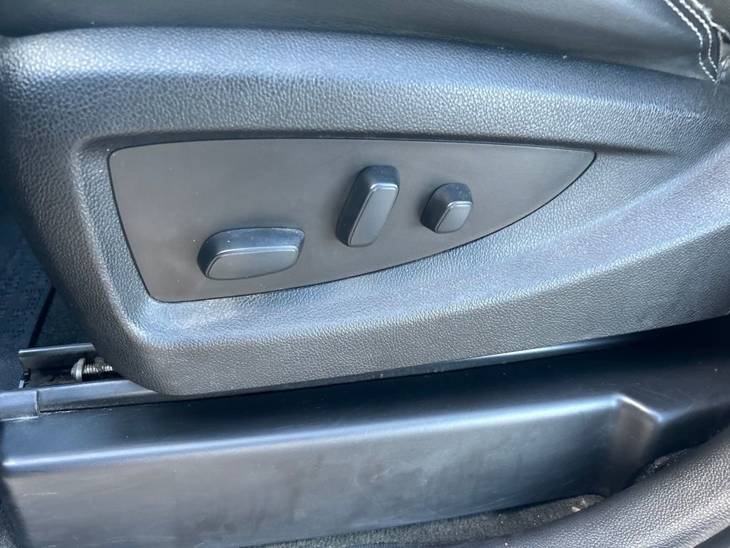 Used 2019 GMC Sierra 3500 Denali w/ Duramax Plus Package image 26