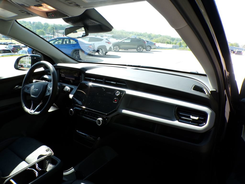 New 2027 Chevrolet Bolt RS FWD image 13