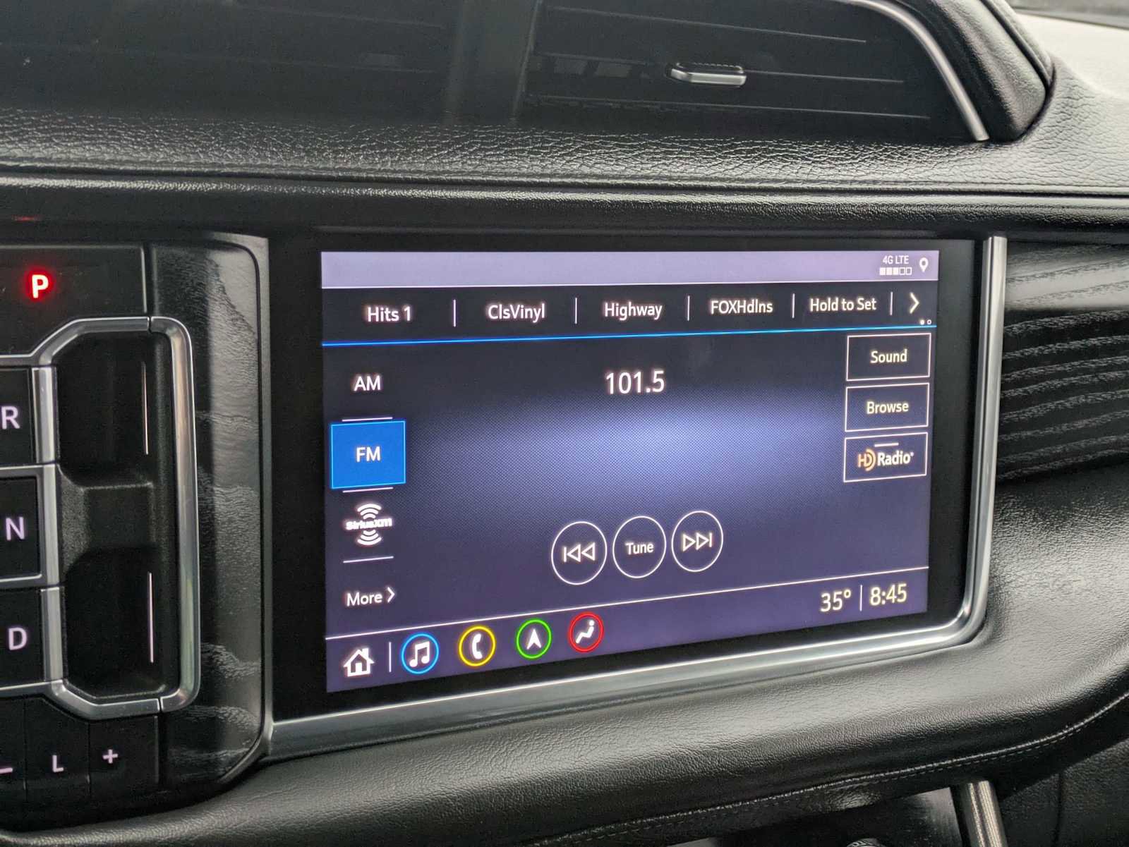 Used 2021 GMC Yukon XL Denali w/ Denali Premium Package image 34