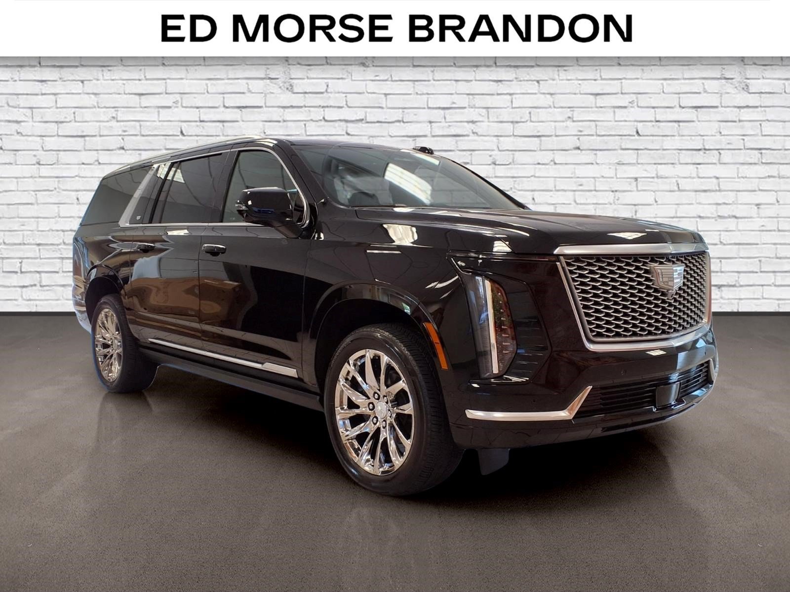 Certified 2025 Cadillac Escalade ESV Premium Luxury w/ LPO, Radiant Package AWD/4WD image 6