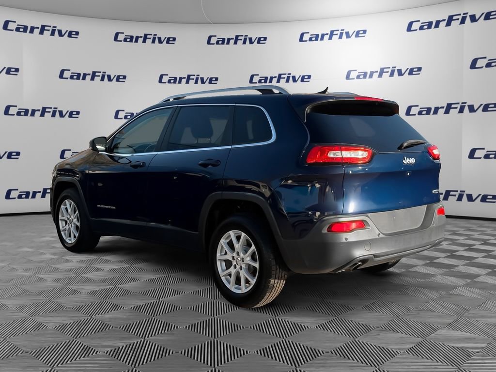 Used 2016 Jeep Cherokee Latitude w/ Safety/Convenience Group image 3