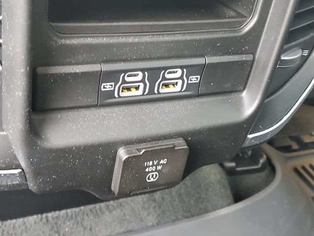 Used 2023 RAM 1500 Laramie AWD/4WD image 11