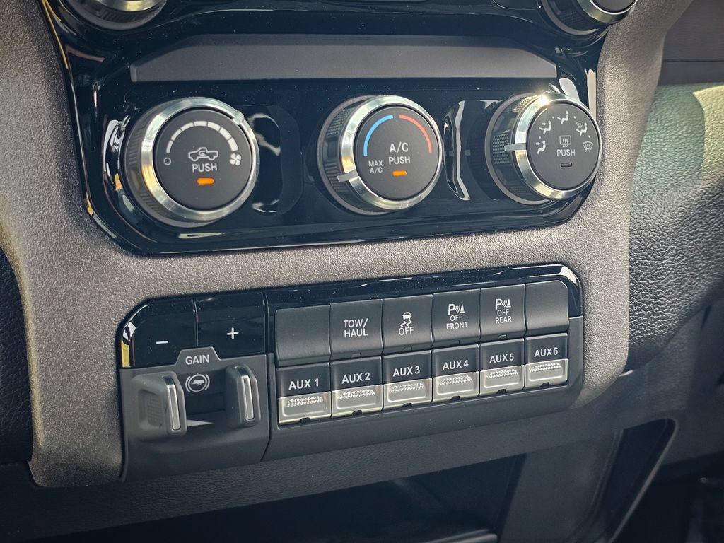 New 2026 RAM 2500 Tradesman AWD/4WD image 27