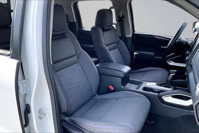Used 2023 Nissan Frontier SV w/ SV Convenience Package AWD/4WD image 27