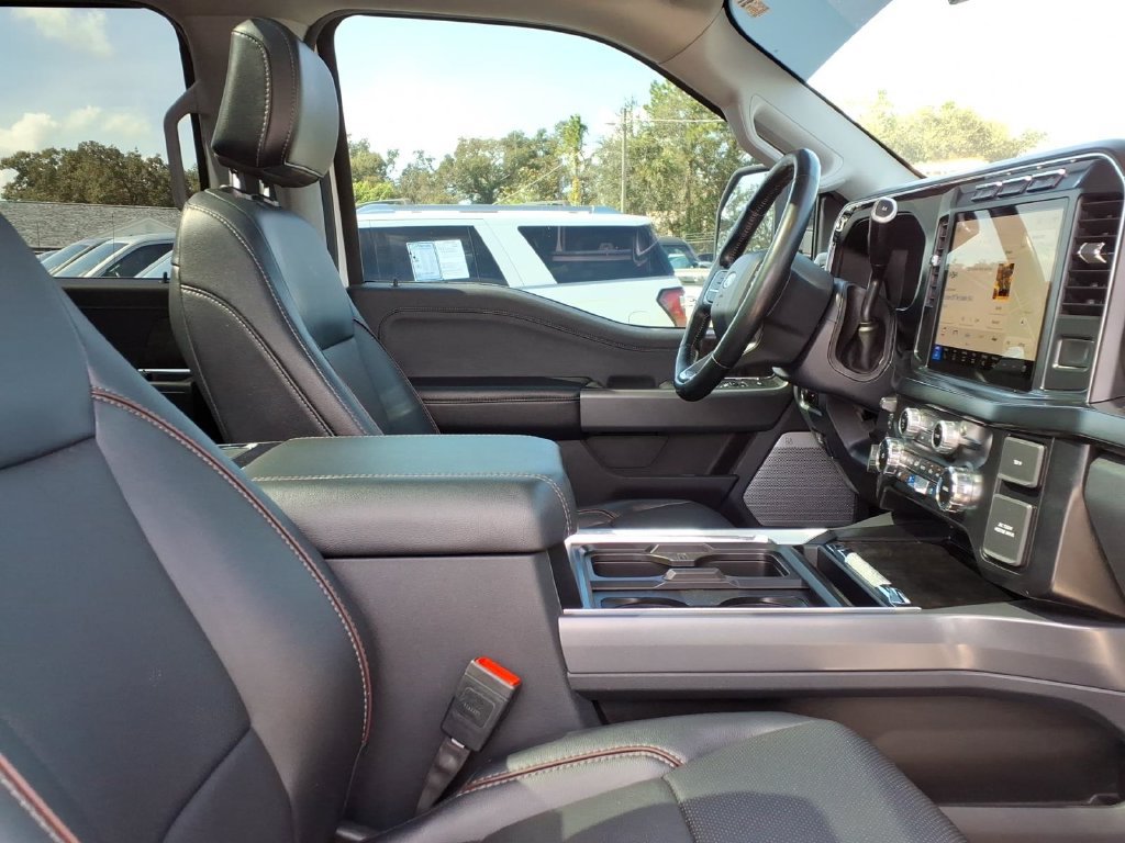 Used 2024 Ford F250 Lariat w/ Sport Appearance Package AWD/4WD image 12