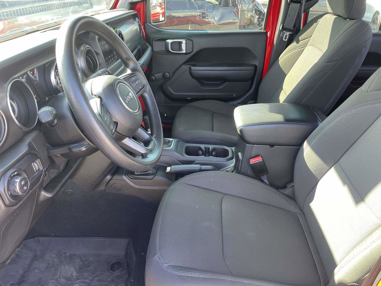 Used 2023 Jeep Gladiator Sport image 11