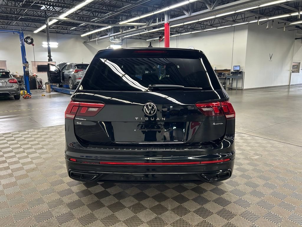 Used 2023 Volkswagen Tiguan SE R-Line AWD/4WD image 10