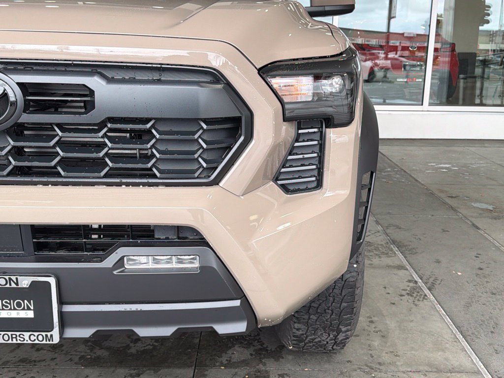 New 2026 Toyota Tacoma TRD Off-Road AWD/4WD image 5