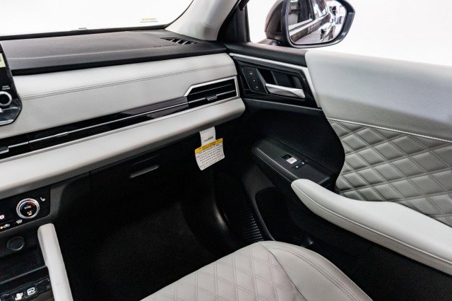 New 2025 Mitsubishi Outlander SEL image 20