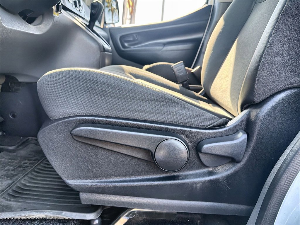 Used 2021 Nissan NV200 S image 14