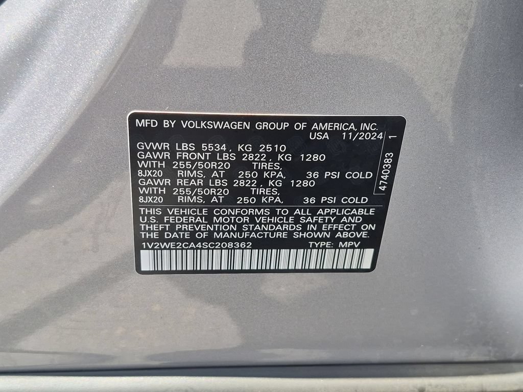 Used 2025 Volkswagen Atlas Cross Sport SE FWD image 36